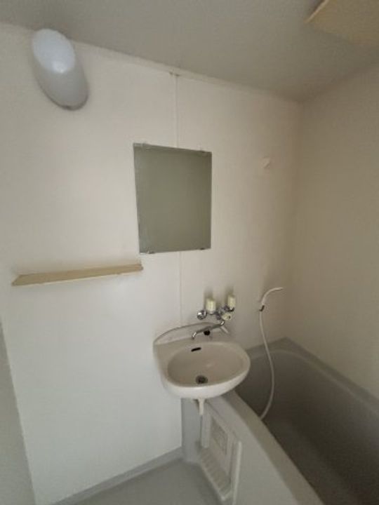 神奈川県横浜市旭区鶴ケ峰1(アパート)の賃貸物件の内装