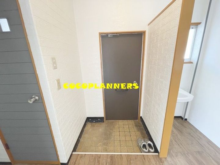 コーポ渕上の玄関