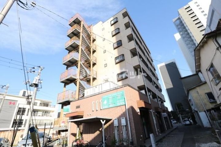 栃木県小山市城山町2(マンション)の賃貸物件の外観