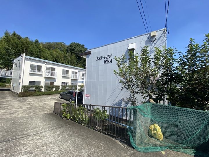 エステートピア足立A棟の地図