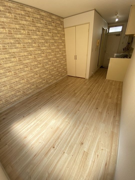 エステートピア足立A棟の居間