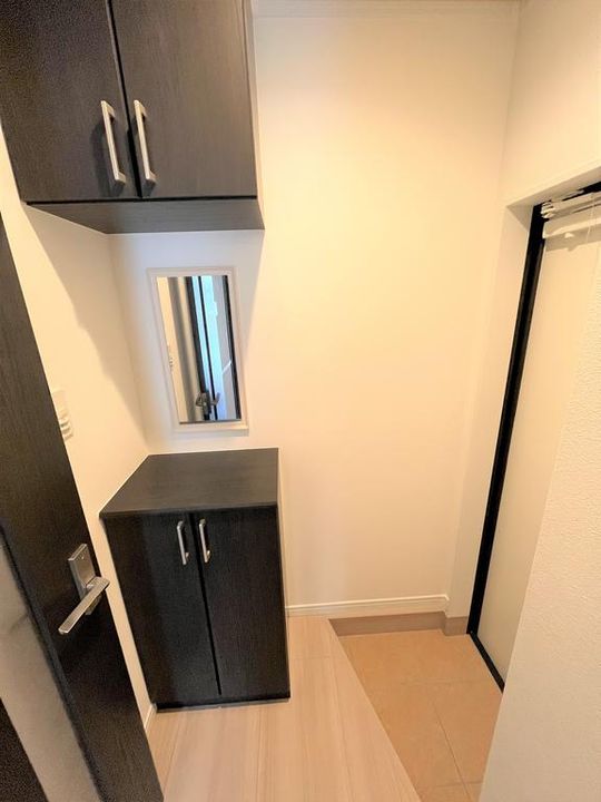 ソアヴィータララ手倉田Bの玄関