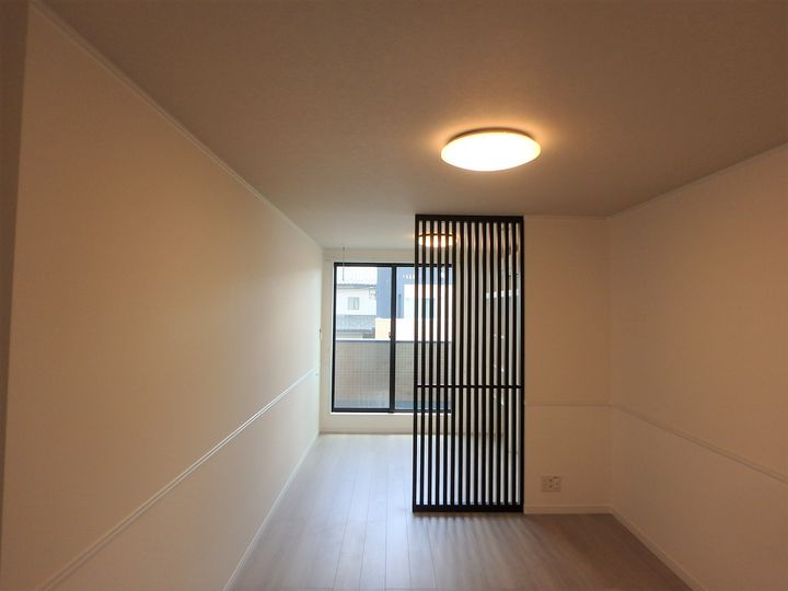 ソアヴィータララ手倉田Bの居間