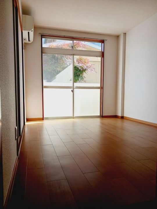 メゾンドトラヤの居間