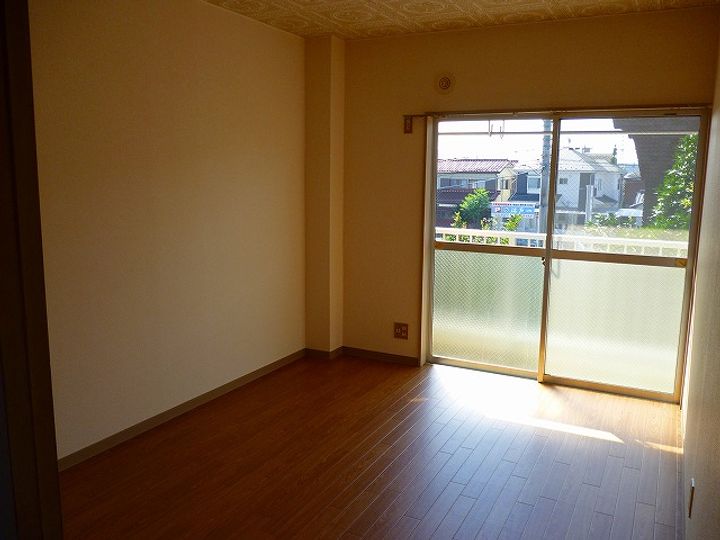 東京都あきる野市秋川2(マンション)の賃貸物件の居間