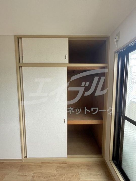 ファイブいとやの内装