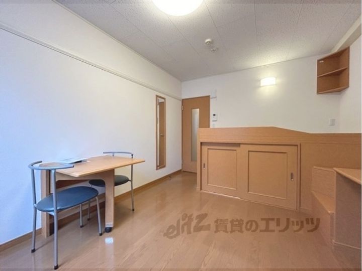 レオパレスハルサキの内装