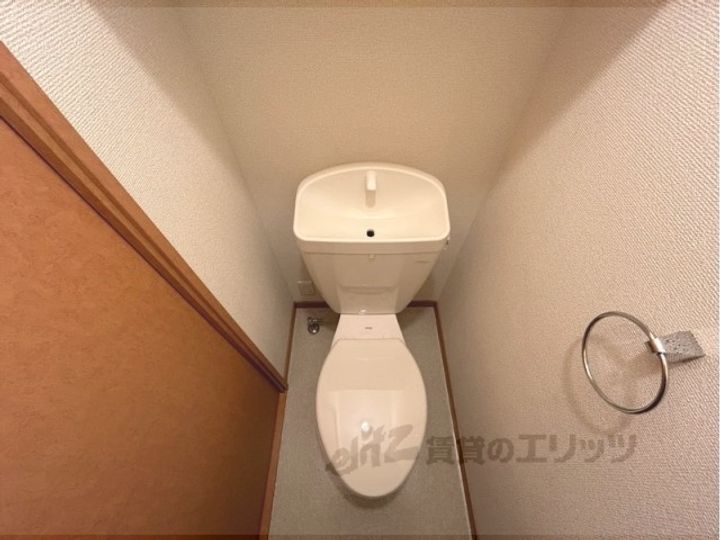 レオパレスハルサキの内装