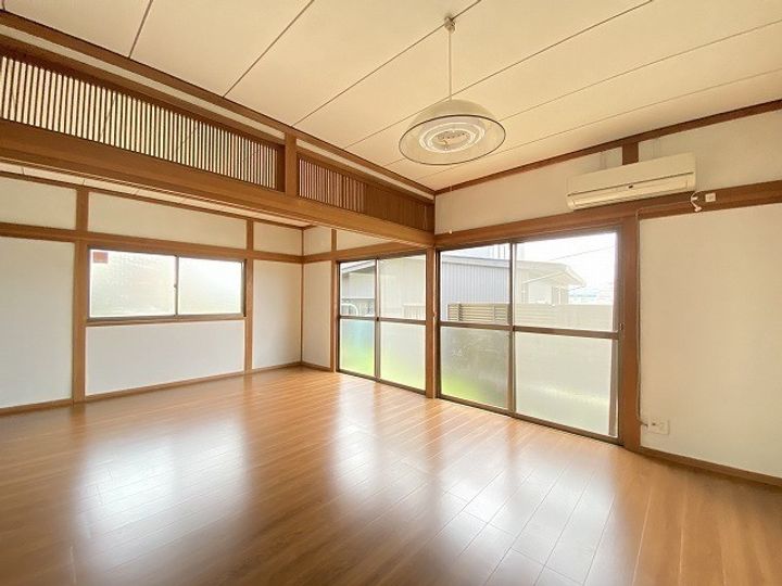 大分県大分市大字三芳(一戸建)の賃貸物件の居間