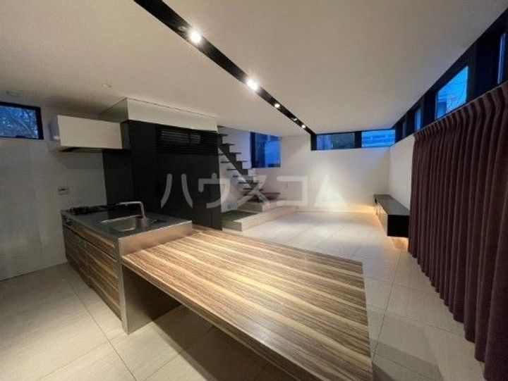 東京都大田区鵜の木1(一戸建)の賃貸物件の居間