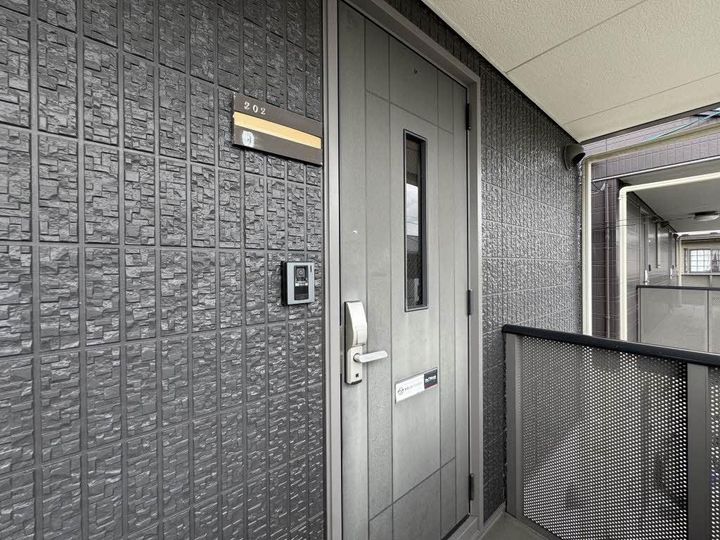 岩手県胆沢郡金ケ崎町西根(アパート)の賃貸物件の玄関