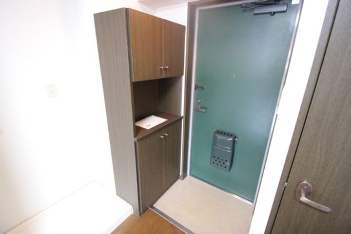 広島県広島市西区三篠町2(マンション)の賃貸物件の玄関