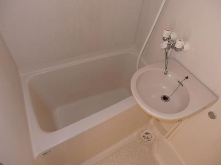 東京都多摩市和田(アパート)の賃貸物件の風呂