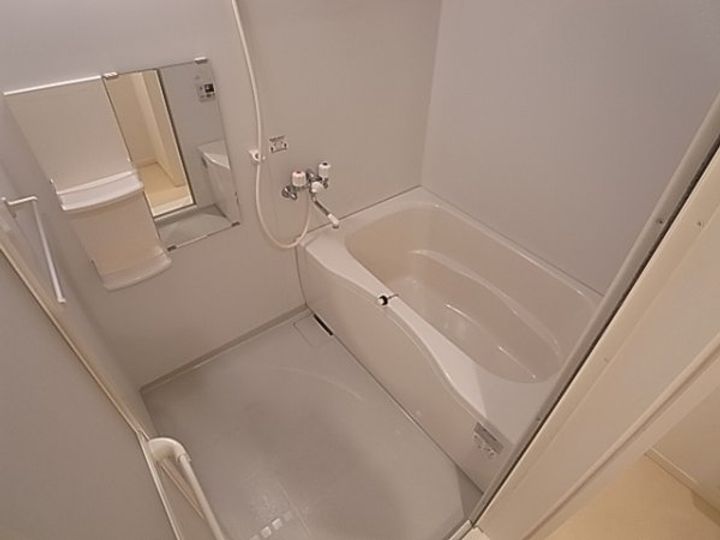 クラージュの風呂