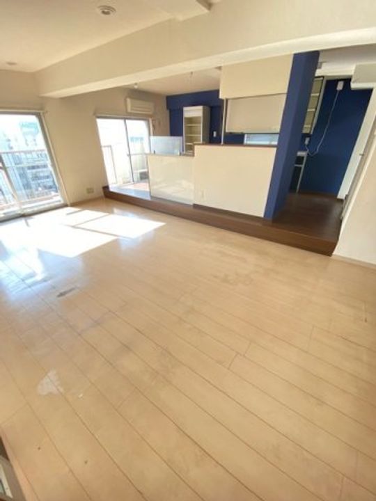 瓦町マンションの地図