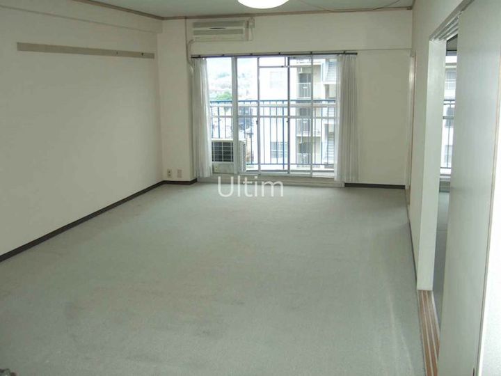 ファミール伏見の内装