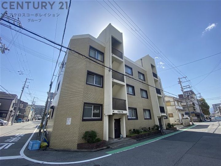 マンション西宮の外観
