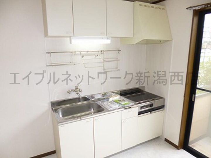 セブンワンテン Bのキッチン