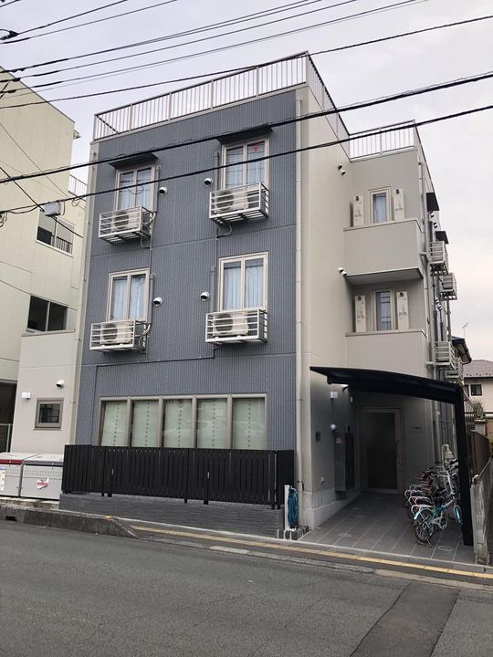 ラドミスレジデンス大宮(女性専用フロア)の外観