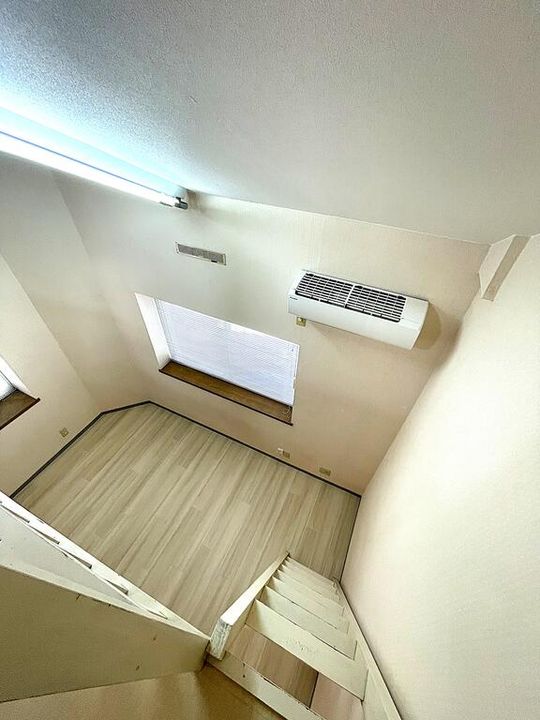 キャッスル東幸の内装