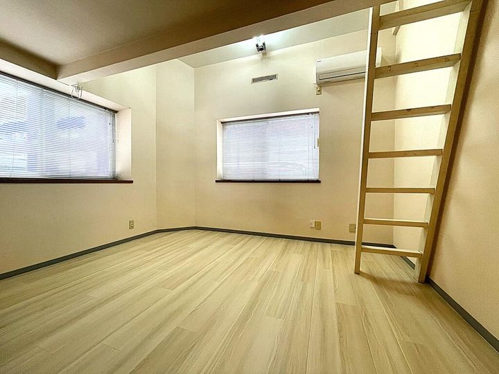 キャッスル東幸のその他画像