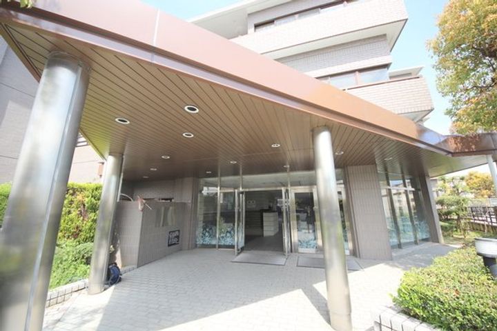 グランドパレス学園前C棟の地図