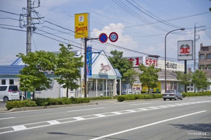フェニックス・SIの周辺