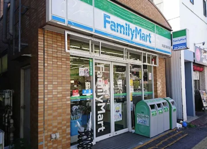 フェルデタワーの周辺