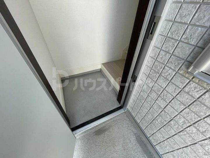 レジデンス北綾瀬の玄関