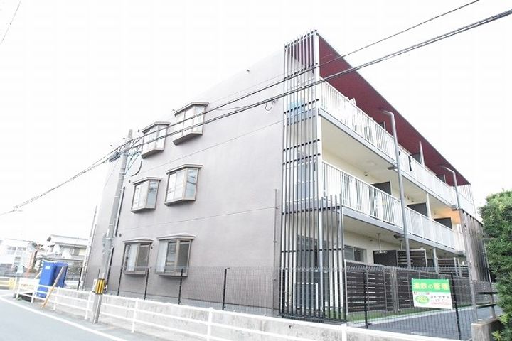 メゾンヤマカAの外観