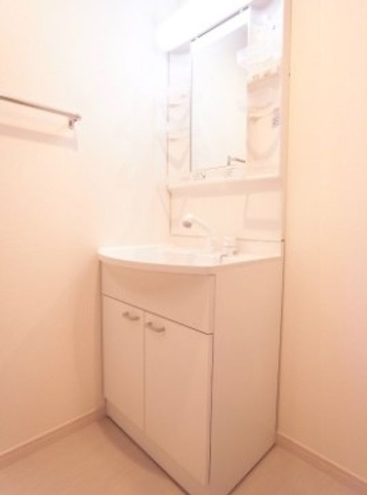 東京都足立区関原2(マンション)の賃貸物件の内装