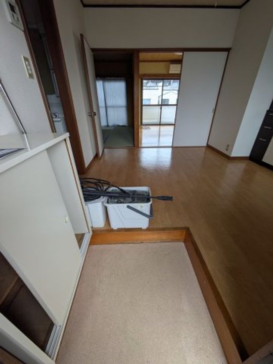 埼玉県川口市並木1(マンション)の賃貸物件の玄関