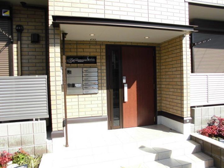 エストドミール東中浜の地図