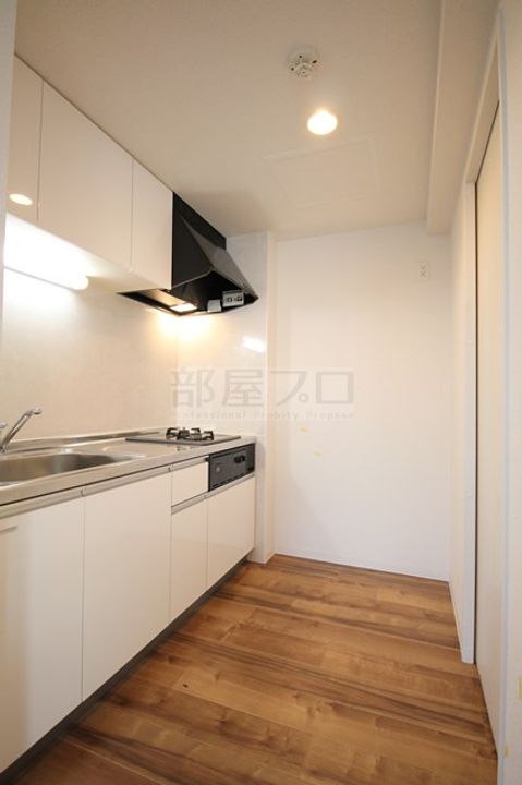 北海道札幌市西区琴似四条6(マンション)の賃貸物件のキッチン