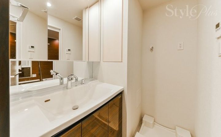 オープンレジデンシア名古屋駅THE COURTの内装