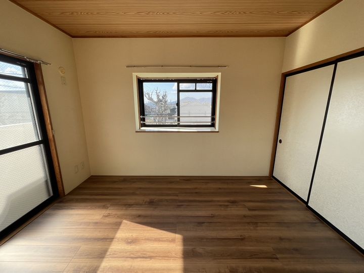 グレイス岩崎の居間