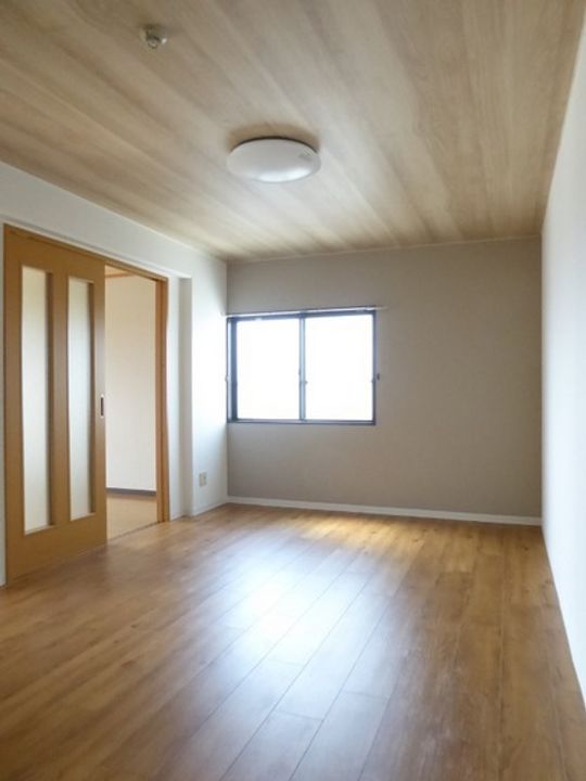 ソーシャルOmoriIIの居間