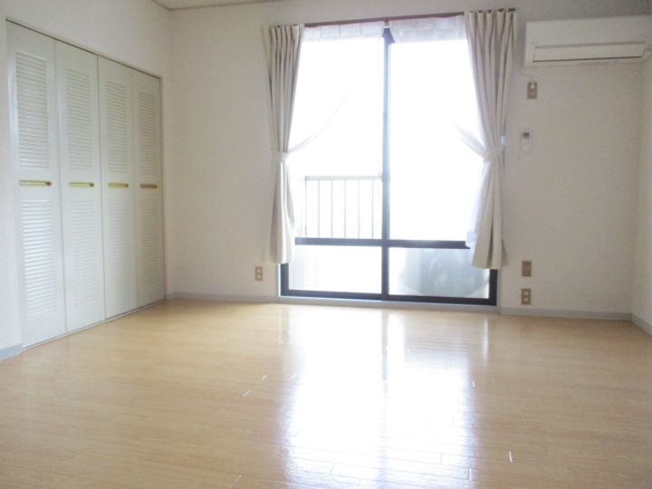 アメニティーゾーン宮城野の居間