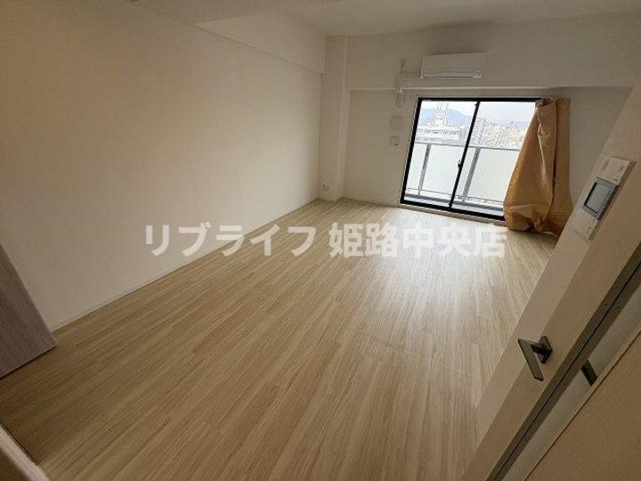 レジデンスh忍町の居間