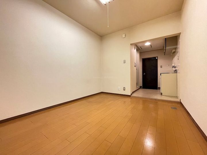 マンションカツマの内装