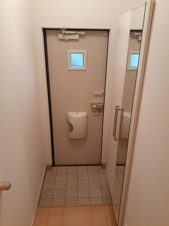 千葉県茂原市東茂原(アパート)の賃貸物件の玄関