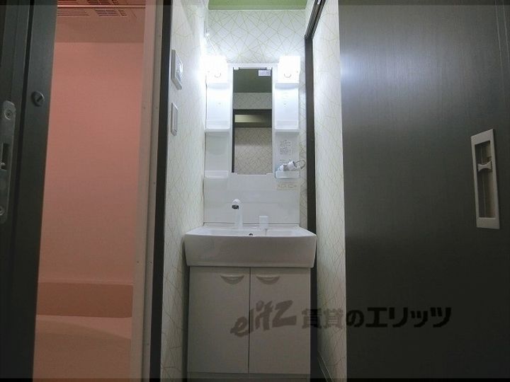 ロータス西陣の内装