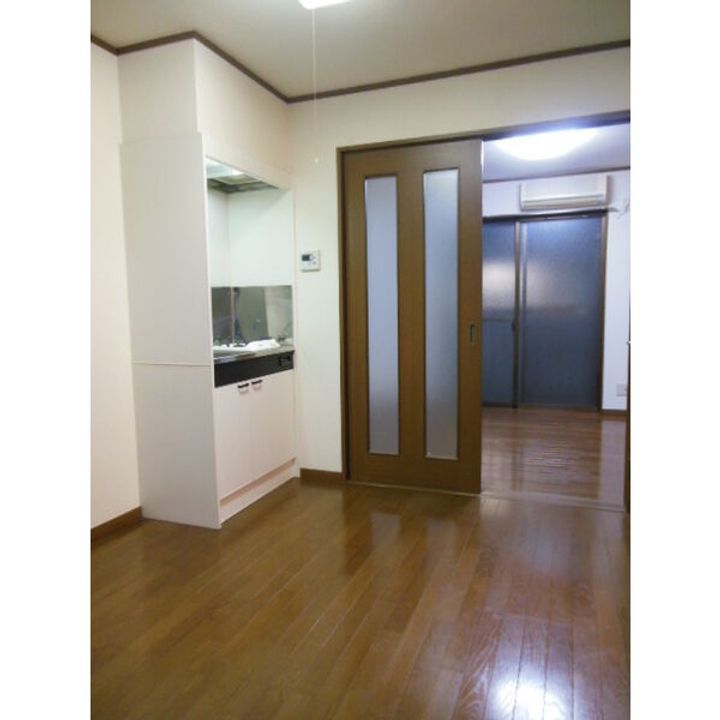 東京都墨田区東向島4(アパート)の賃貸物件の居間