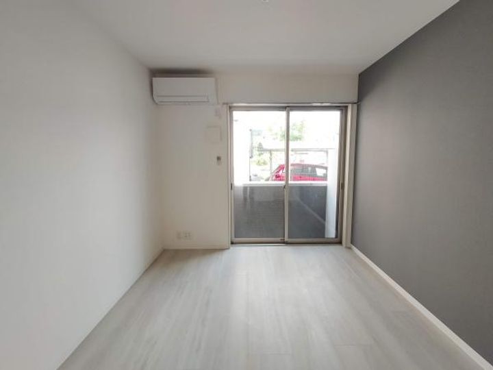 セレスト久喜の居間