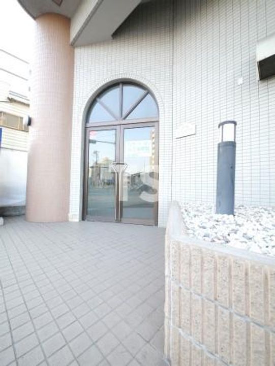 神奈川県横浜市神奈川区子安通1(マンション)の賃貸物件の地図