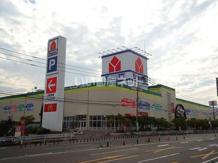 グランメゾンの周辺