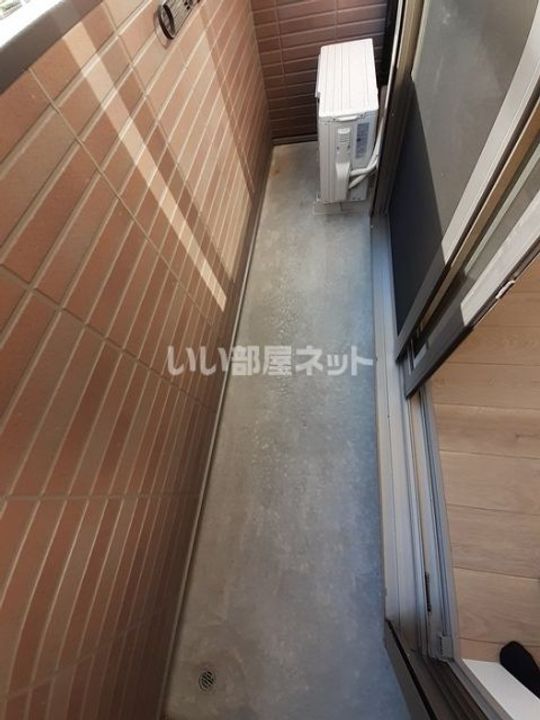 アメリア和多田の内装