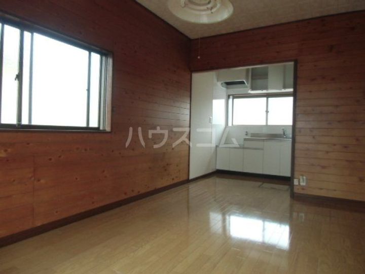 コーポ山口の居間