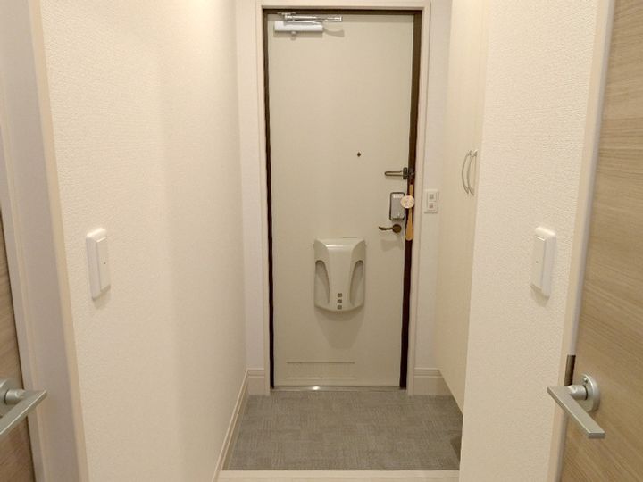 サンライズパレの玄関