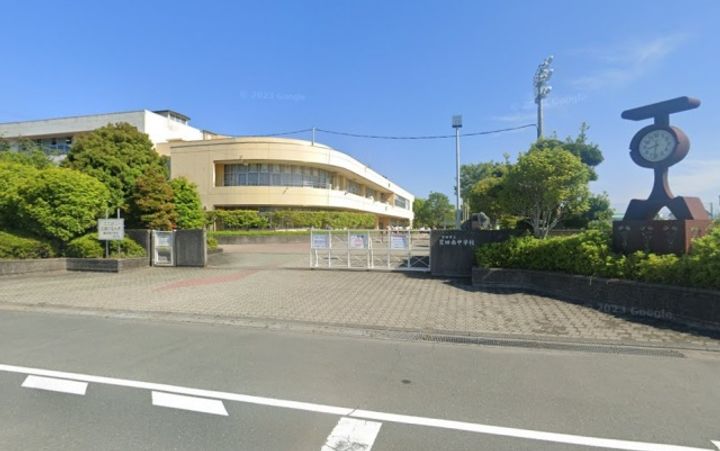 ヴィラーニイーストの周辺